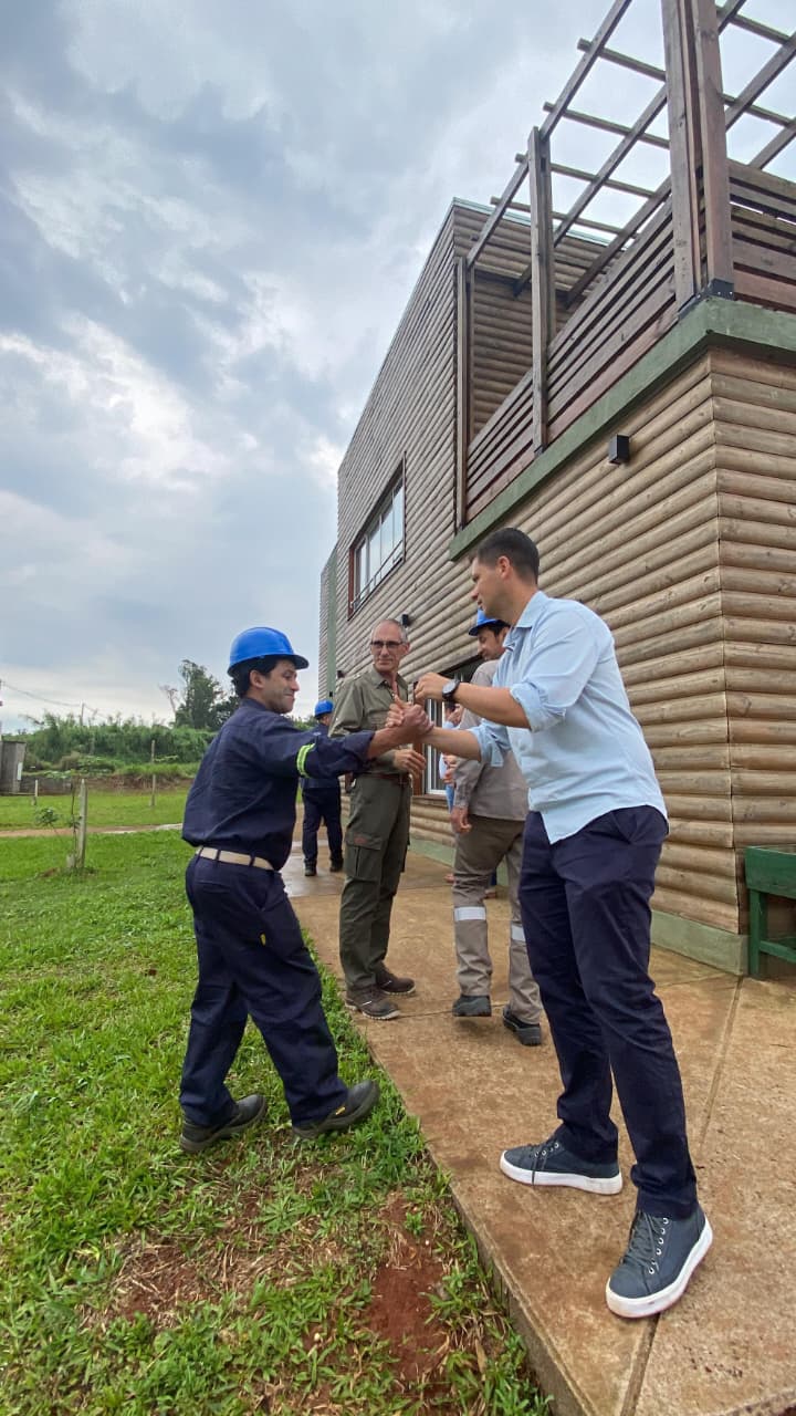 Fachinello acompañó a PyMEs forestales en Aristóbulo del Valle y Salto Encantado